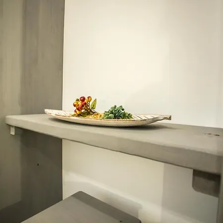 Luna Daire Sierra Nevada